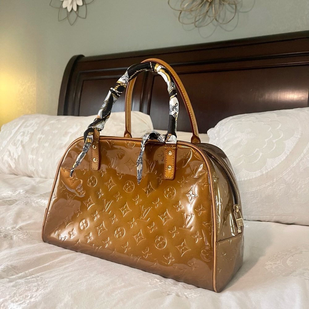 Louis Vuitton Tompkins Square Bronze